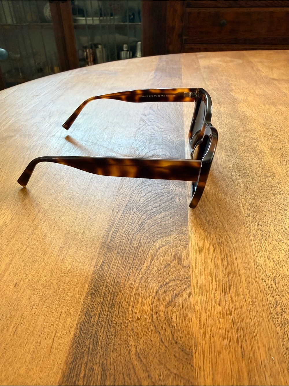 Warby Parker Sonia Sunglasses Frame - Wide Fit - Oak Barrel Tortoise + Case - Picture 2 of 6